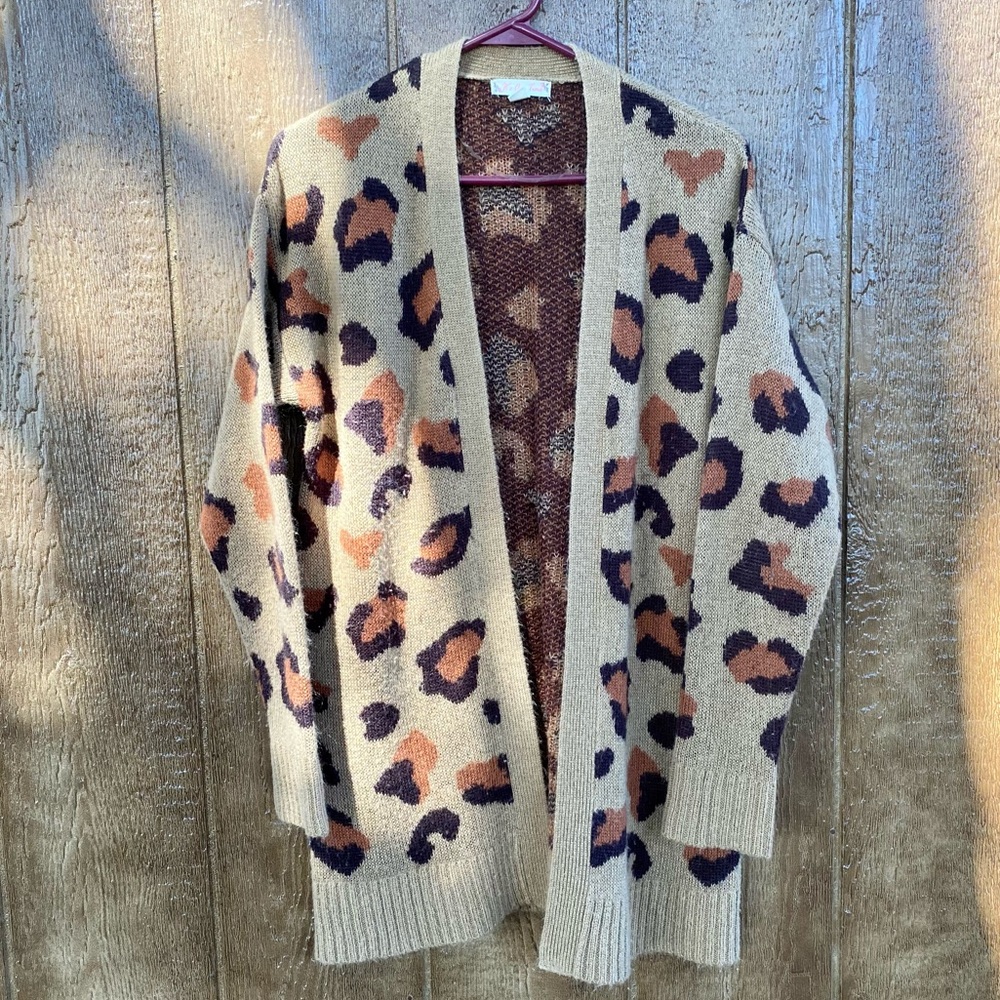 It’s Our Time Leopard Long Cardigan Sweater Medium